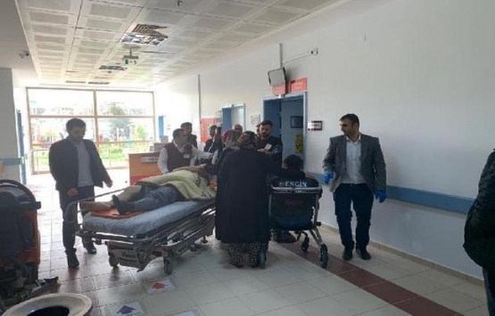 Adıyaman Kahta'da inşaat iskelesi çöktü: 2 yaralı!