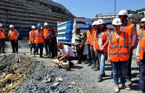 Vodafone Arena numaralı batı tribünü inşaatına başlandı!