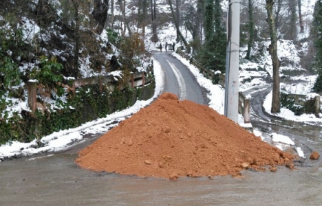 TOKİ Zonguldak Üzülmez'de mühendisler sorun yaşıyor!