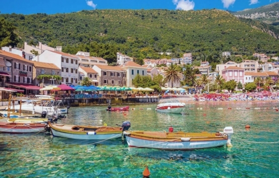 Maya Montenegro dan Karadağ a yeni proje!