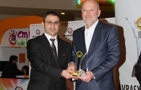 Vizyon Turizm 2015 tüketici kalite ödülü aldı!