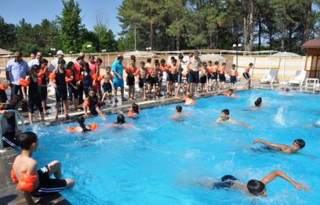 Adana'da kanaldaki boğulmalara karşı vatandaşlar havuz talep etti!