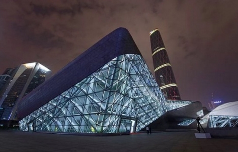 Zaha Hadid in 10 mimari eseri!