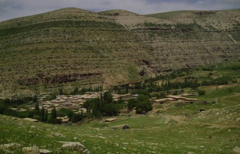 Siirt Pervari'de Yanıkses Köyü ve Okçular Köyü Eruh'a bağlandı!