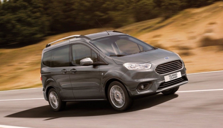 Ford Journey Courier de bahar kampanyası! En ucuz Ford Journey Courier kaç TL? İşte 27 Nisan 2022 fiyat listesi...