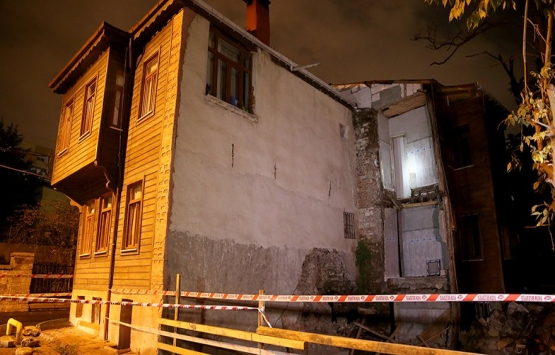 Fatih te riskli iki bina boşaltıldı!