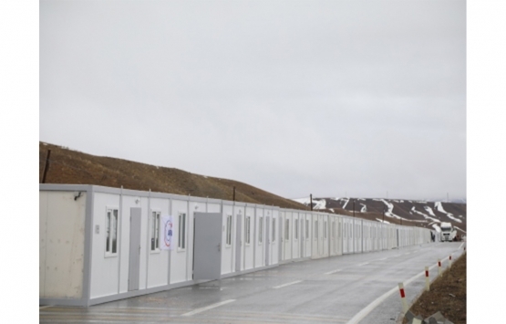 Van'daki depremzedeler için konteyner kurulumuna başlandı!