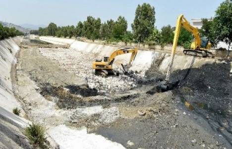 İzmir Meles Deresi betonlama çalışmaları başladı!
