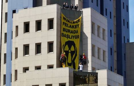  Şişli Cevahir Otel'in önünde nükleer santrale karşı eylem yapıldı!