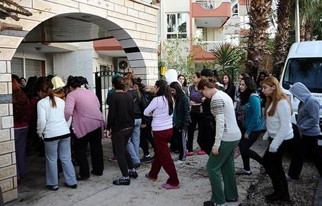 Antalya'da kız öğrenci yurdunda yangın çıktı!