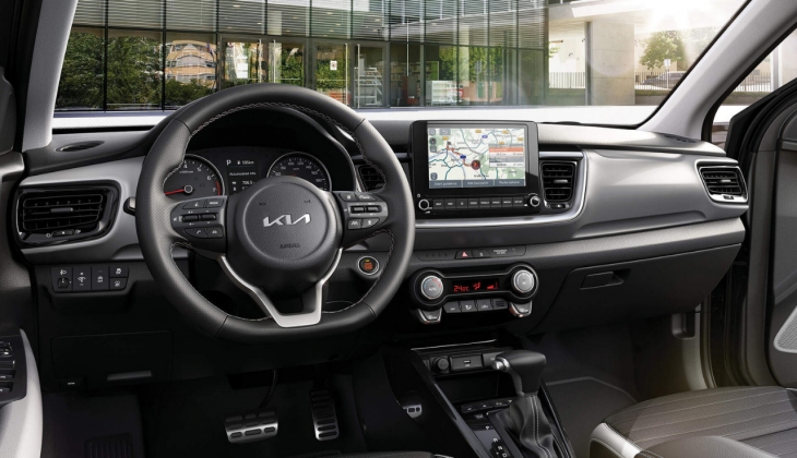 Göz alıcı tasarımı ve konforuyla ünlenen Kia Stonic’e zam geldi mi? Kia Stonic’in teknik özellikleri neler?