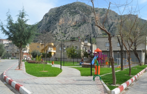 Adana Yüreğir'deki park inşaatları hızlandı!