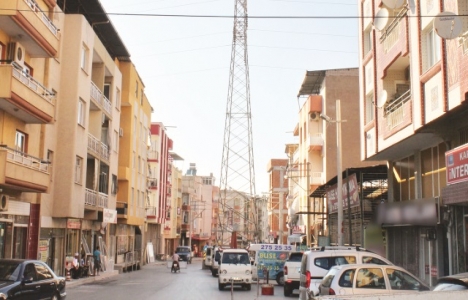 Yüksek gerilim hatları kentsel dönüşümü engelliyor!