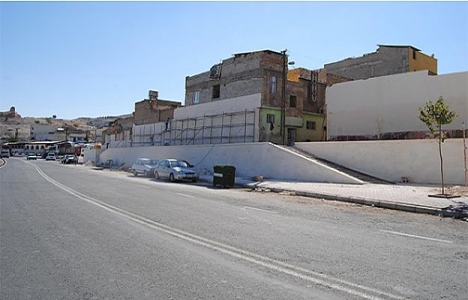 Şanlıurfa Belediyesi'nden mimariye uygun istinat duvarı!