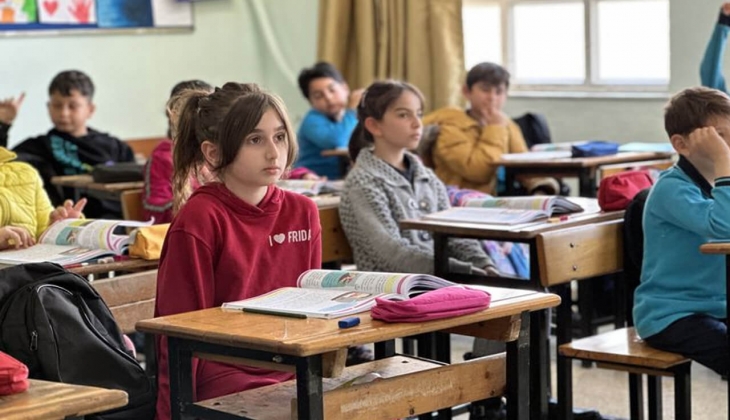 Yeni eğitim öğretim yılı için sil baştan düzenlemeler geliyor! Devamsızlığa af yok, açık liseye geçişler zorlaşacak