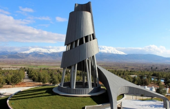 Süleyman Demirel'in anıt mezarı bitme aşamasında!