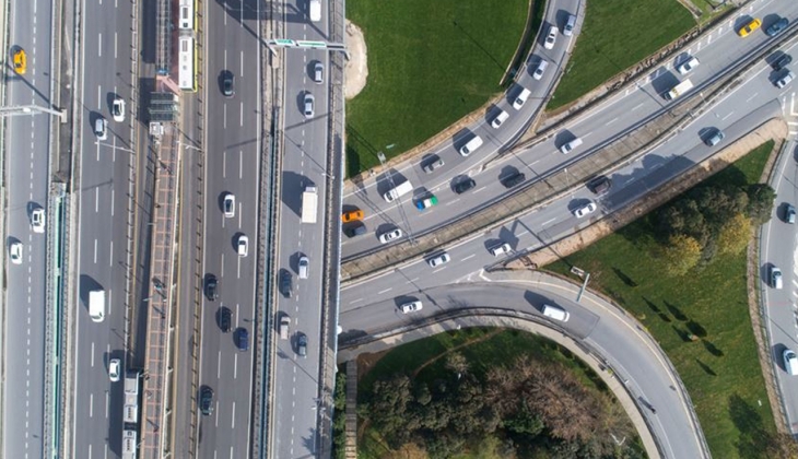Beton yol uygulamasıyla 10 senede 12 milyar tasarruf yapılabilir!