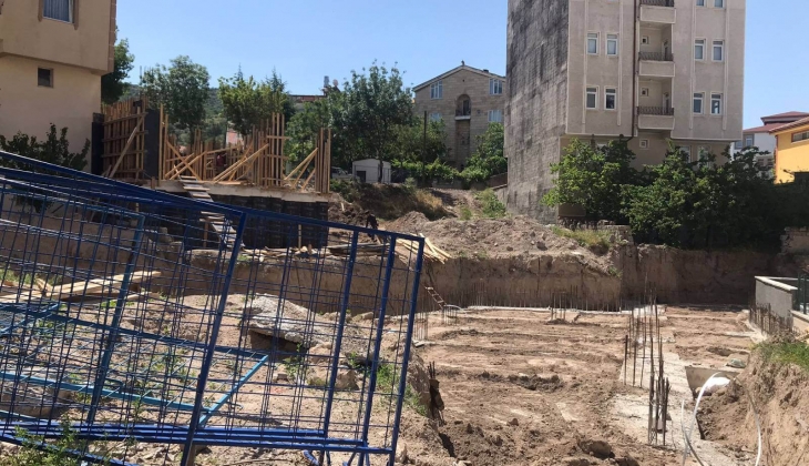  Emlakçıdan topraktan ev satışı vaadiyle büyük vurgun! 57 kişiyi böyle ağlarına düşürdüler!