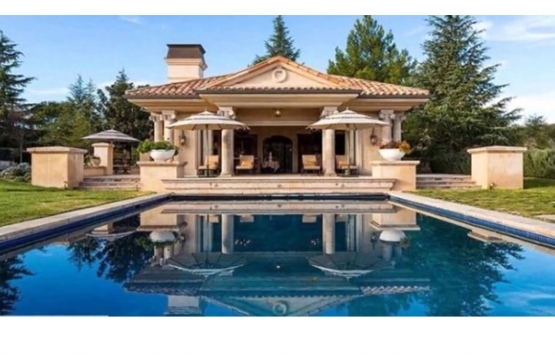 Ünlülerin milyon liralık lüks evleri!