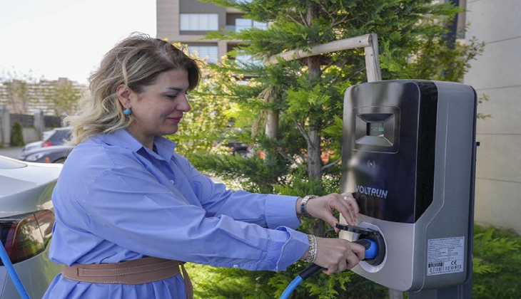 Konut sitelerinde bulunan elektrikli araç şarj üniteleri "fiyat avantajı ve konfor" imkanı sunuyor!