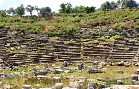 Kadıkalesi'ndeki kazı çalışmaları sürüyor!