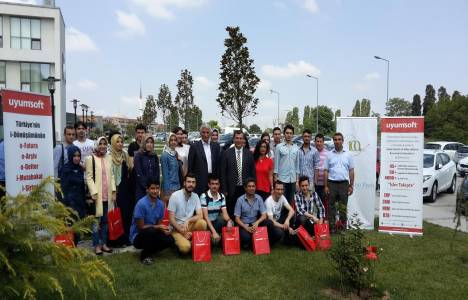 14 üniversitenin mühendislik öğrencileri Uyumsoft Akademi’de buluştu!
