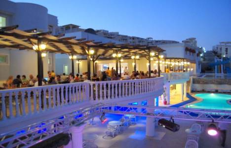 Flamingo Country Club nerede?