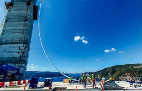  Üçüncü köprüye ilk halat çekildi! 