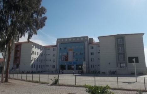 Mersin Üç Ocak Ortaokulu restorasyon karşılığında kiralanacak!