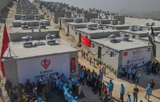 İdlib te 50 binin üzerinde ev inşa ediliyor!