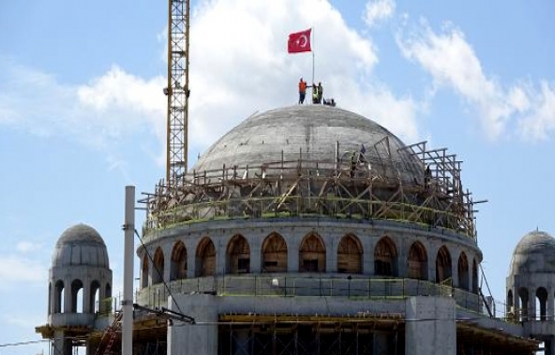 Taksim Camisi'nin kubbesi tamamlandı!