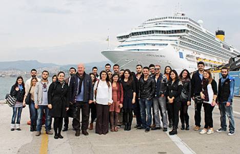 İzmir'e, 11 ayda 473 bin kruvaziyer yolcusu geldi!