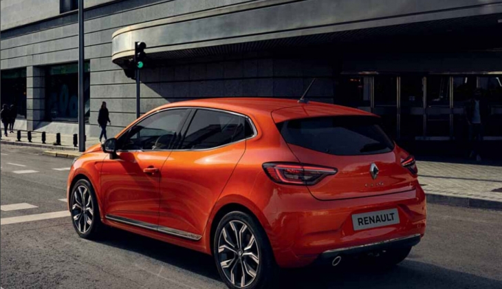 Renault Clio da bu aya özel büyük fırsat! 449 bin TL den başlayan fiyatlarla! 3 Mart 2023 fiyat listesi...