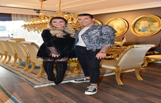 Kerimcan Durmaz evi için 24 ayar altın kaplama mobilya aldı!