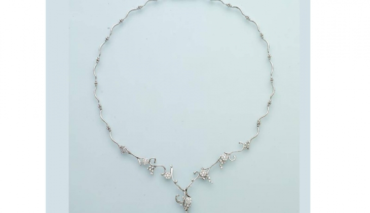 Atasay altın ve pırlanta çadırı fırsatları başladı! Pırlantada yüzde 50 indirim çılgınlığı!