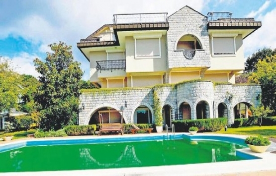 Aşkın Nur Yengi emlak kraliçesi çıktı!