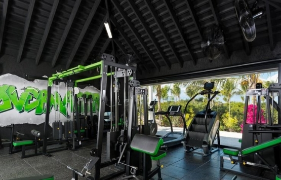 Kylie Jenner in 50 milyon dolarlık evi görenleri büyülüyor!