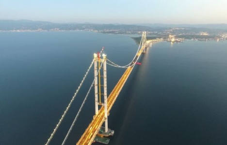 Osmangazi Köprüsü ışıklandırıldı!