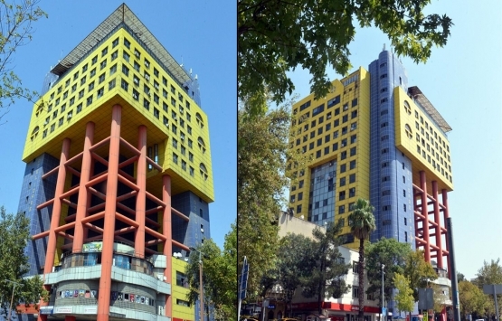 Kahramanmaraş'taki 'Dünyanın en saçma binası' yıkılıyor!