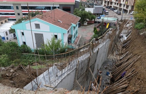 Eyüp'teki dev istinat duvarı tamamlanmak üzere!