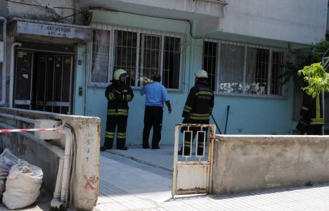 Denizli'deki bir apartmanda doğalgaz sıkışmasından dolayı patlama meydana geldi!