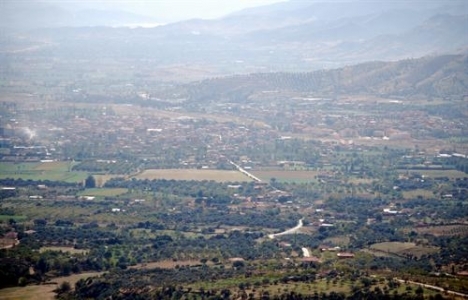 İzmir Kiraz'daki mezar alanları kazı çalışmalarıyla turizme kazandırılacak!