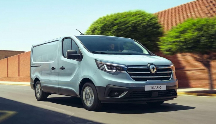 Renault Trafic te hem düşük faiz hem 6 bin 761 TL taksit fırsatı başladı! İşte 11 Ekim 2022 fiyat listesi!