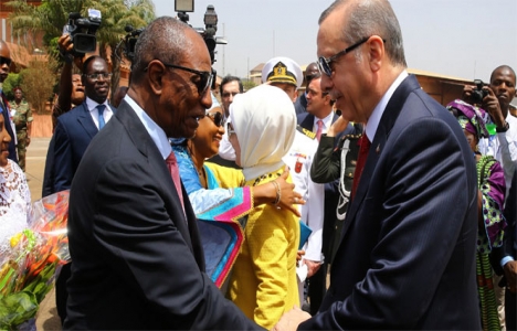 Türk müteahhitlerine Konakri'ye 4 katlı sosyal konutlar yapılması önerildi!