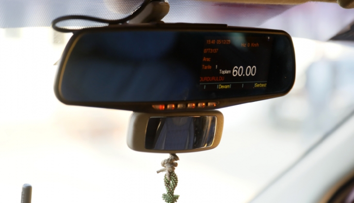 Taksilerdeki indi-bindi ücreti yasal değil!