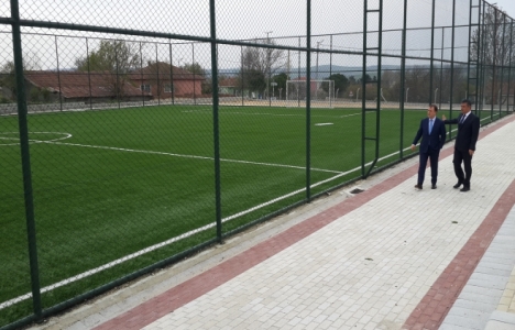 Silivri'deki Akören ve Kadıköy futbol sahaları tamamlandı!