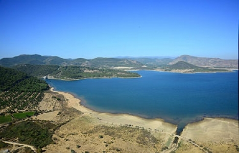 İzmir barajları yağışlardan nasibini almadı!