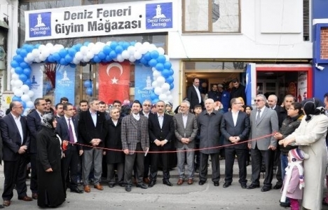  Sivas'ta 'gezici giyim mağazası' açıldı!