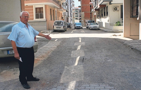 Karşıyaka Şemikler'in yolları asfalt bekliyor!