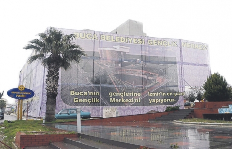 Buca’daki geçici kadın sığınma evi gençlik merkezine mi dönüştürülecek?